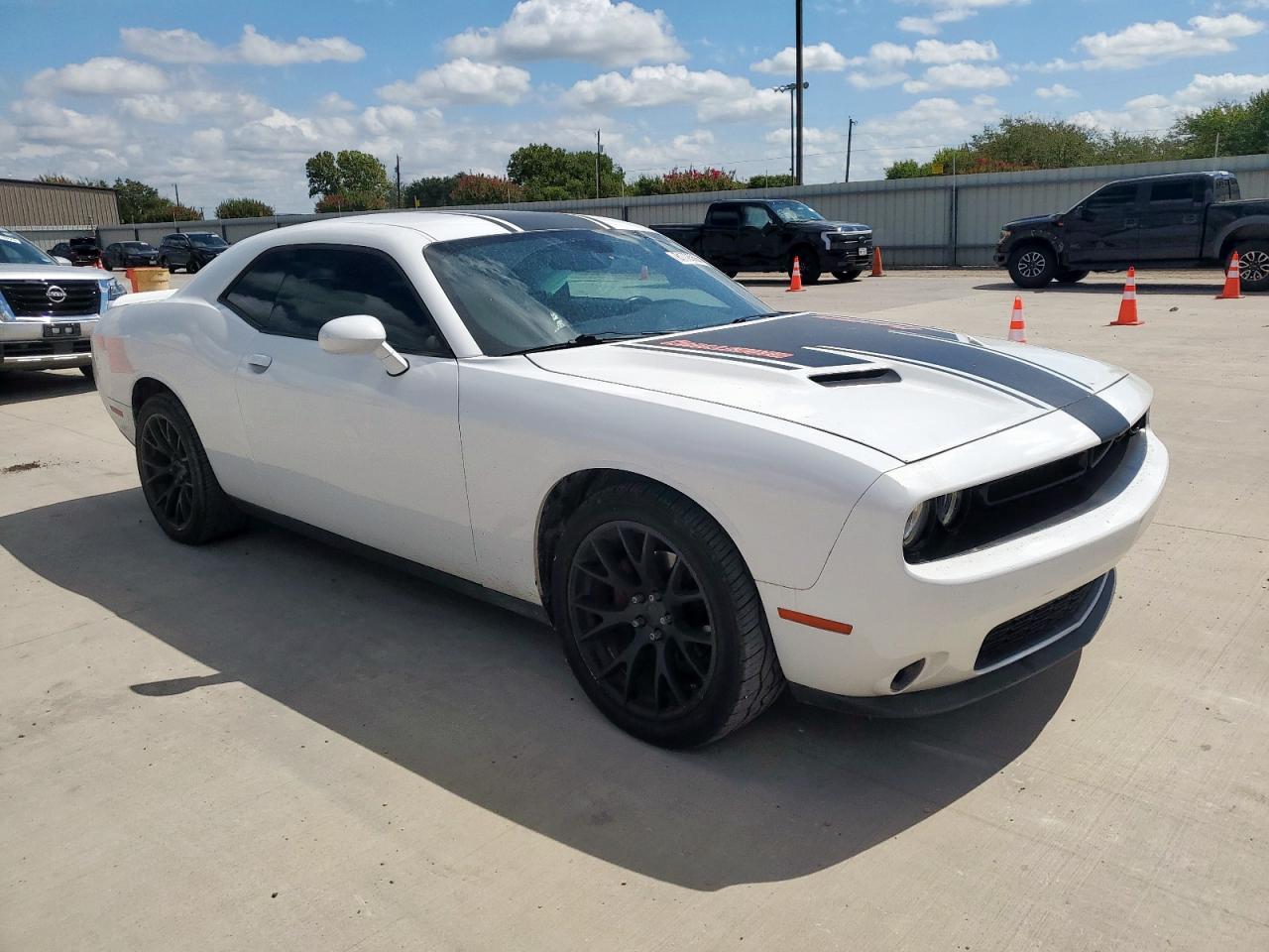 DODGE CHALLENGER SXT