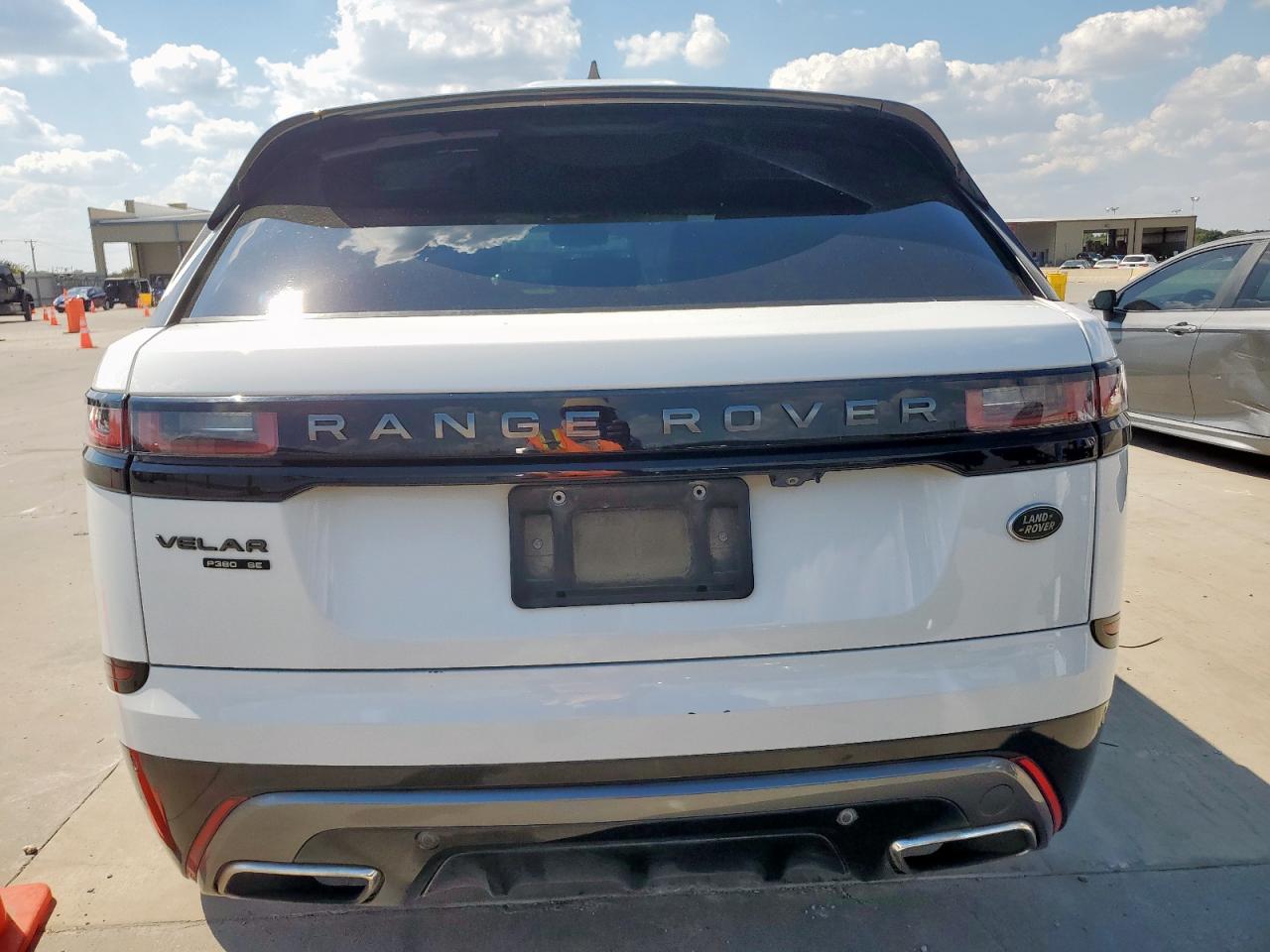 LAND ROVER RANGE ROVER R-DYNAMIC SE