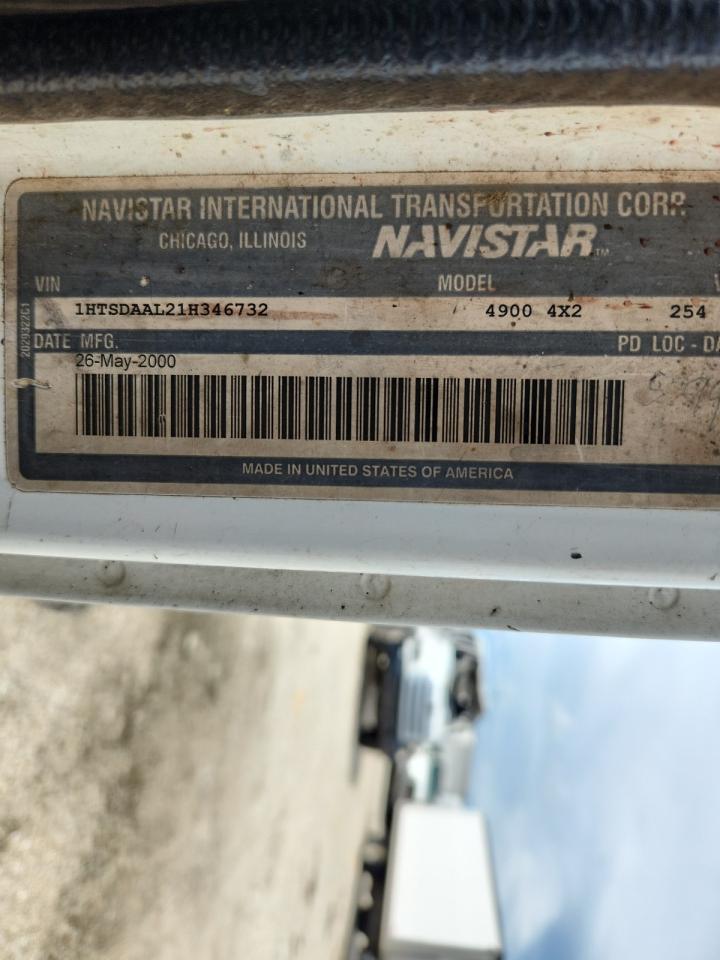 Lot #3276407686 2001 INTERNATIONAL 4900