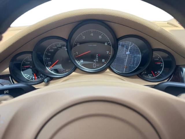 2015 PORSCHE PANAMERA 2 WP0AA2A72FL007340