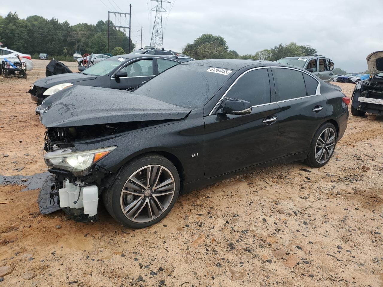 INFINITI Q50 PREMIUM