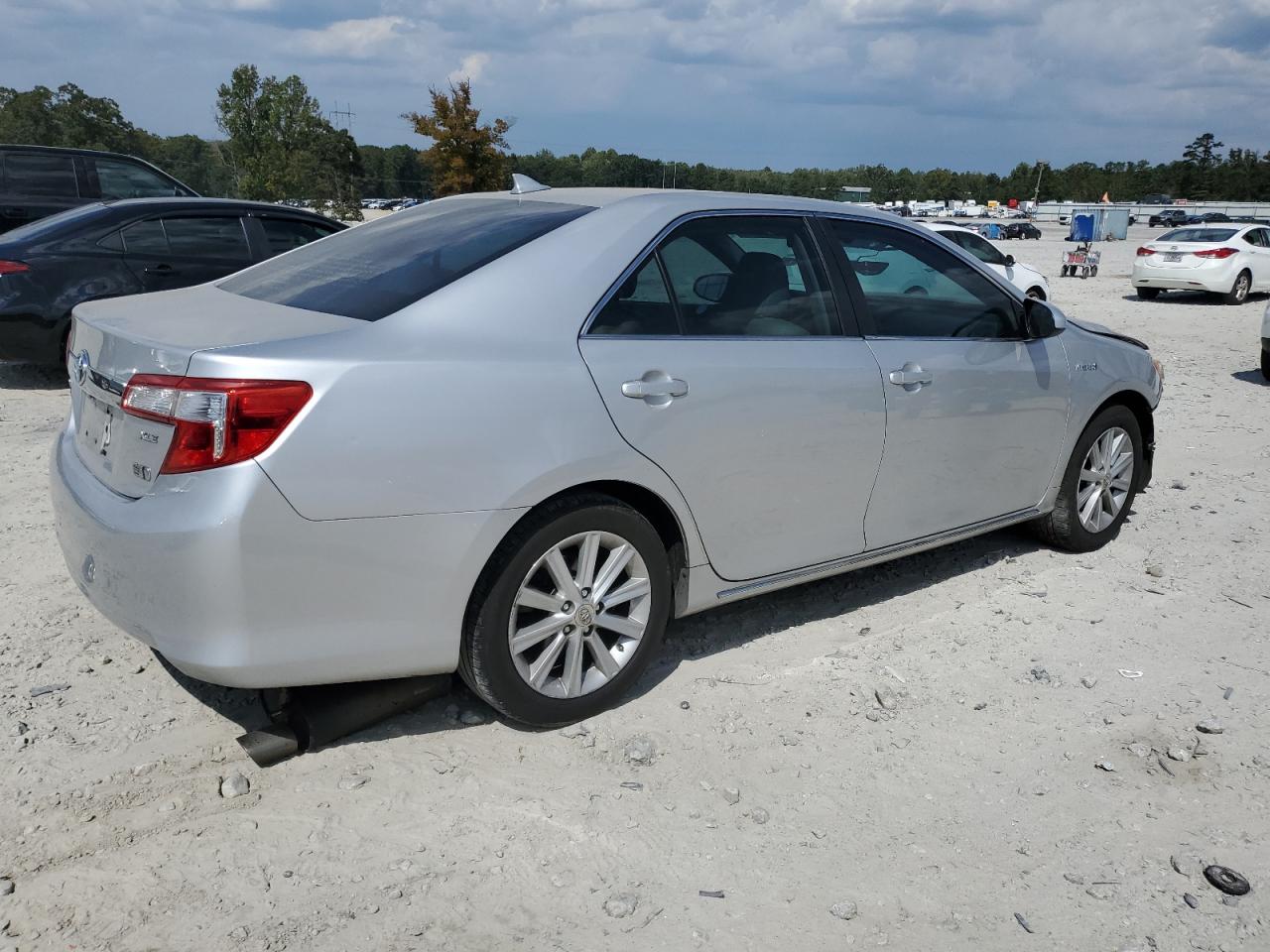 TOYOTA CAMRY HYBRID