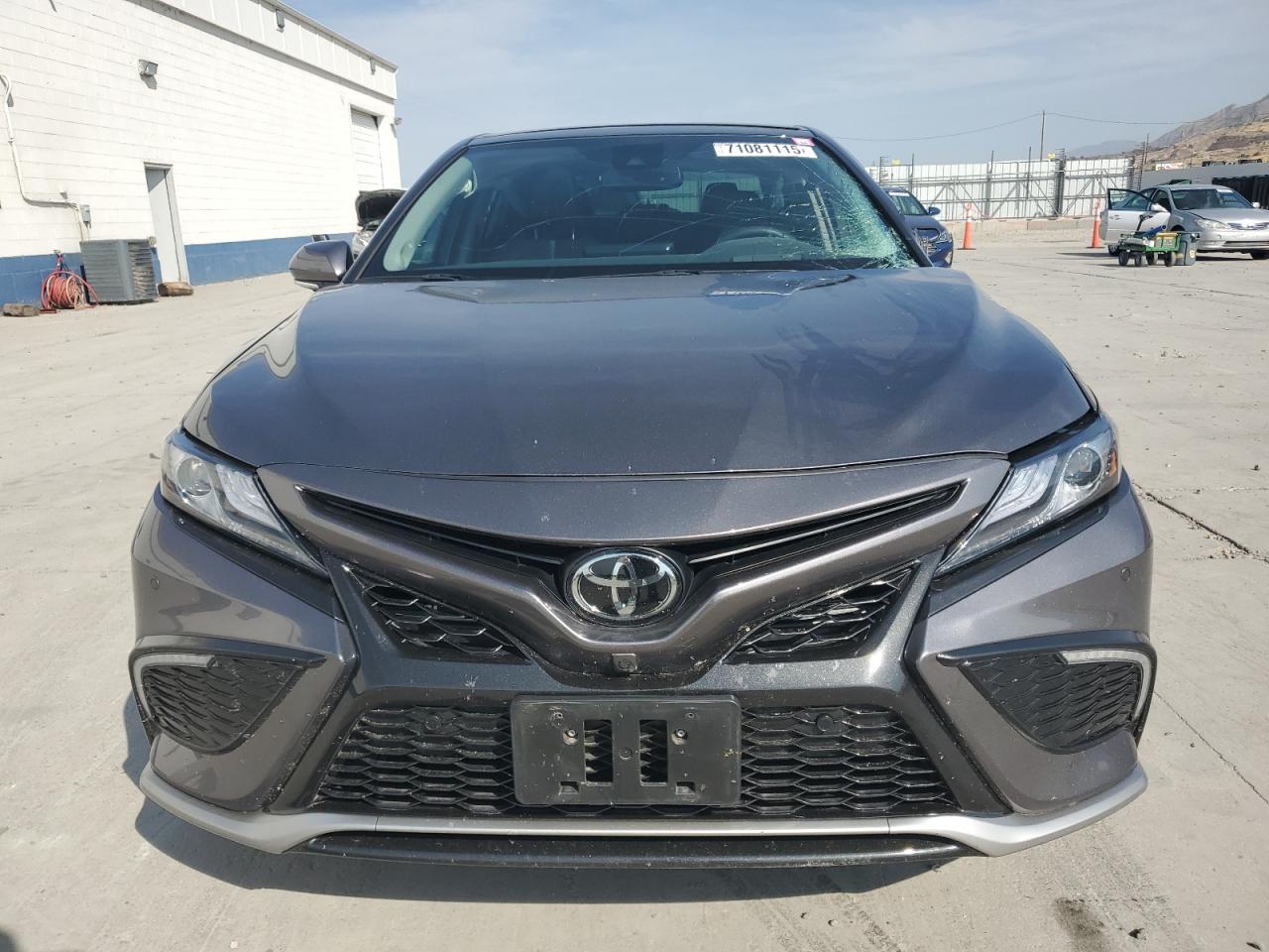 TOYOTA CAMRY XSE