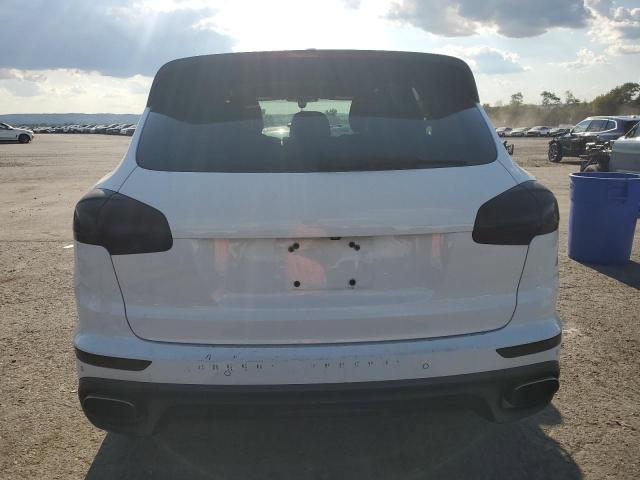 2016 PORSCHE CAYENNE WP1AA2A28GLA02499