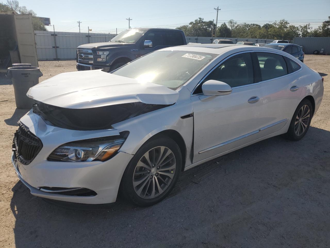 BUICK LACROSSE ESSENCE