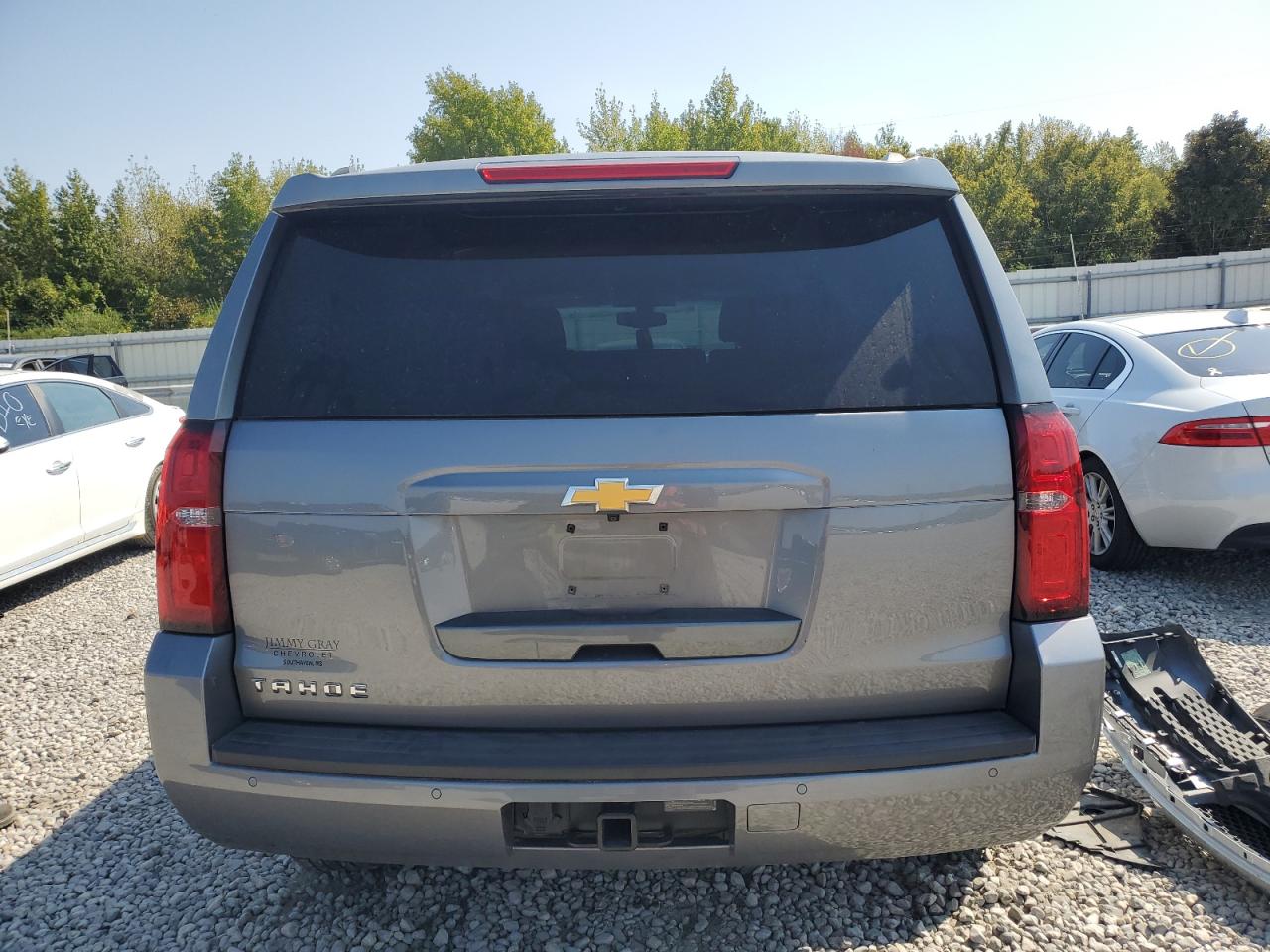 CHEVROLET TAHOE C1500 LS