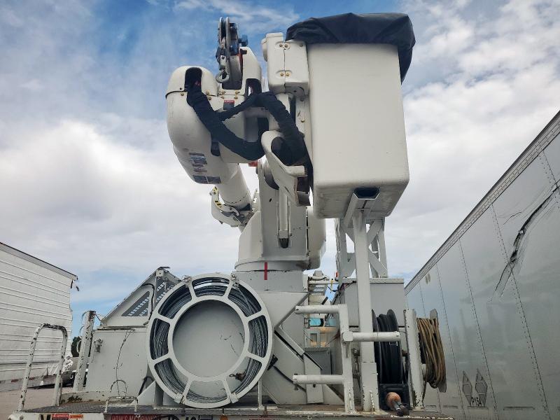 2019 FREIGHTLINER M2 #3256343343