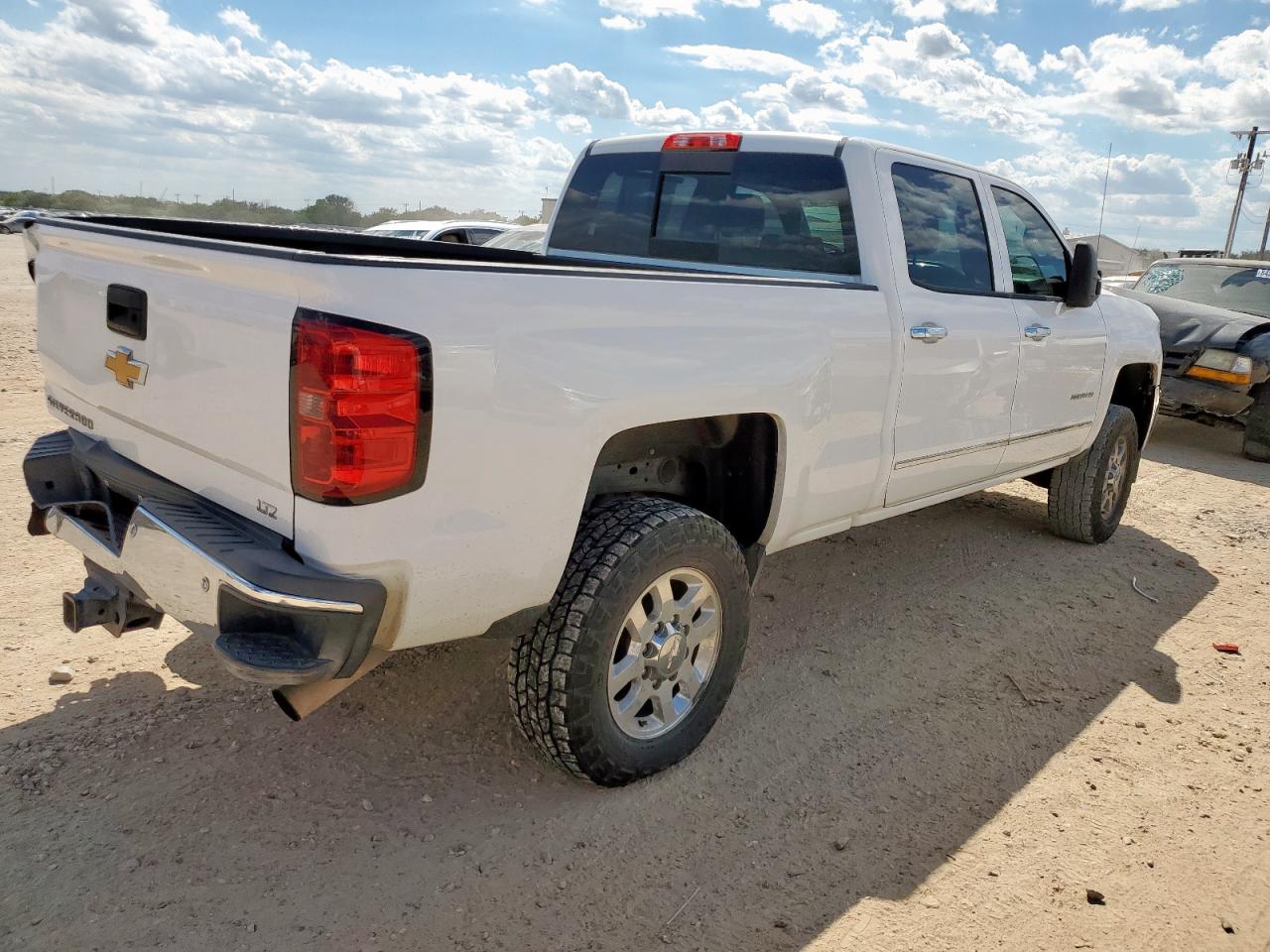 CHEVROLET SILVERADO C2500 HEAVY DUTY LTZ