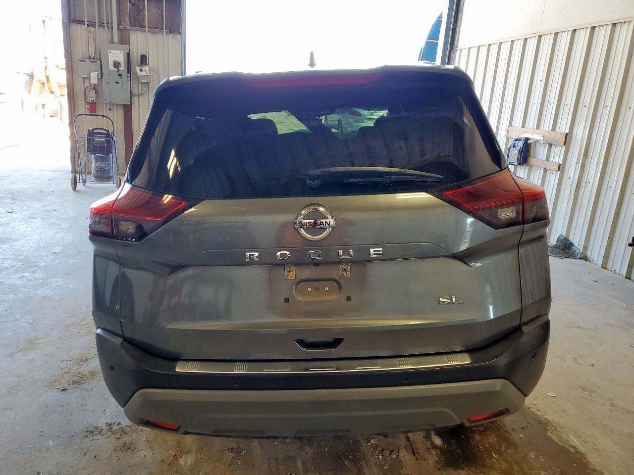 NISSAN ROGUE SL