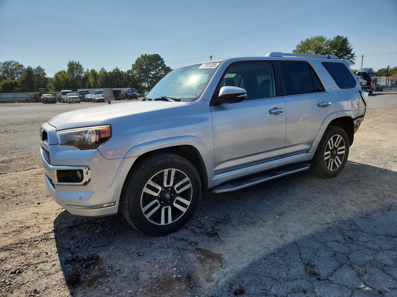 TOYOTA 4RUNNER SR5
