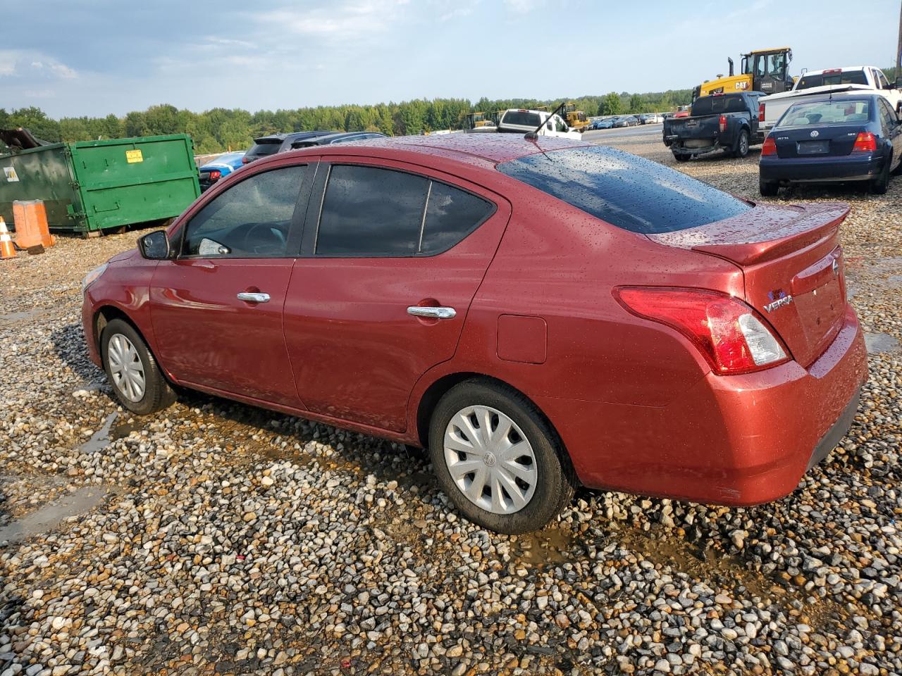 NISSAN VERSA S