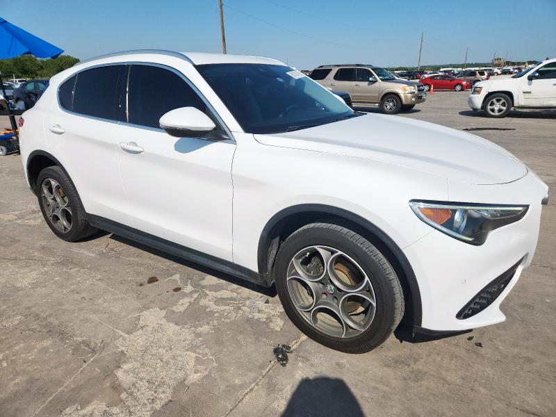 2018 ALFA ROMEO STELVIO ZASFAKAN3J7B73413