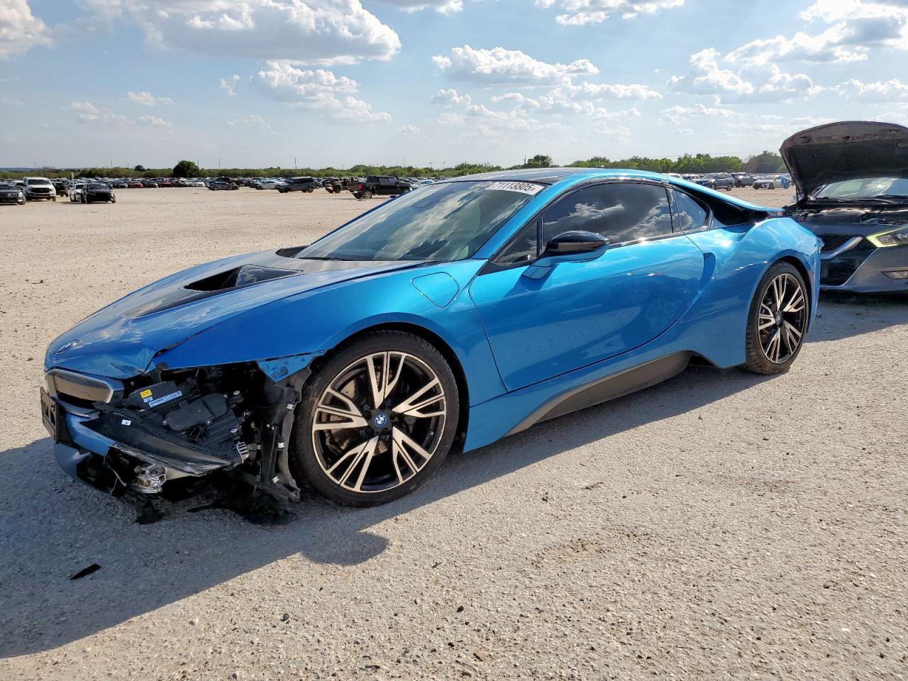 BMW I8