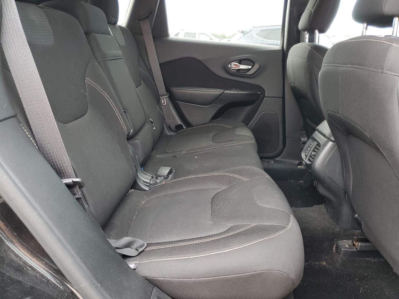 JEEP GRAND CHEROKEE LATITUDE