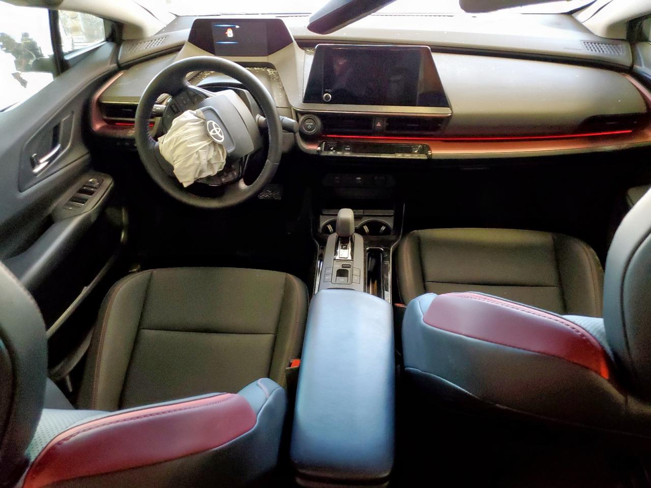 TOYOTA PRIUS PRIME SE