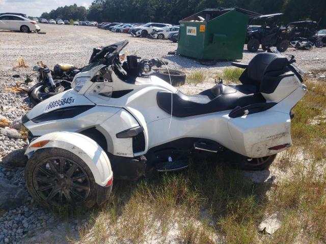 2018 CAN-AM SPYDER ROA 2BXNBDD22JV001779