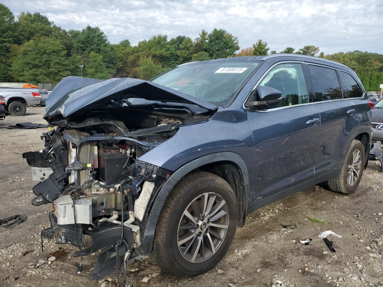 TOYOTA HIGHLANDER SE