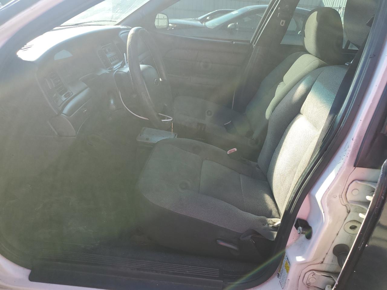 FORD CROWN VICTORIA POLICE INTERCEPTOR