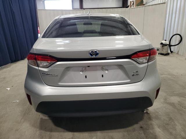 2025 TOYOTA COROLLA LE JTDBCMFE5S3076406