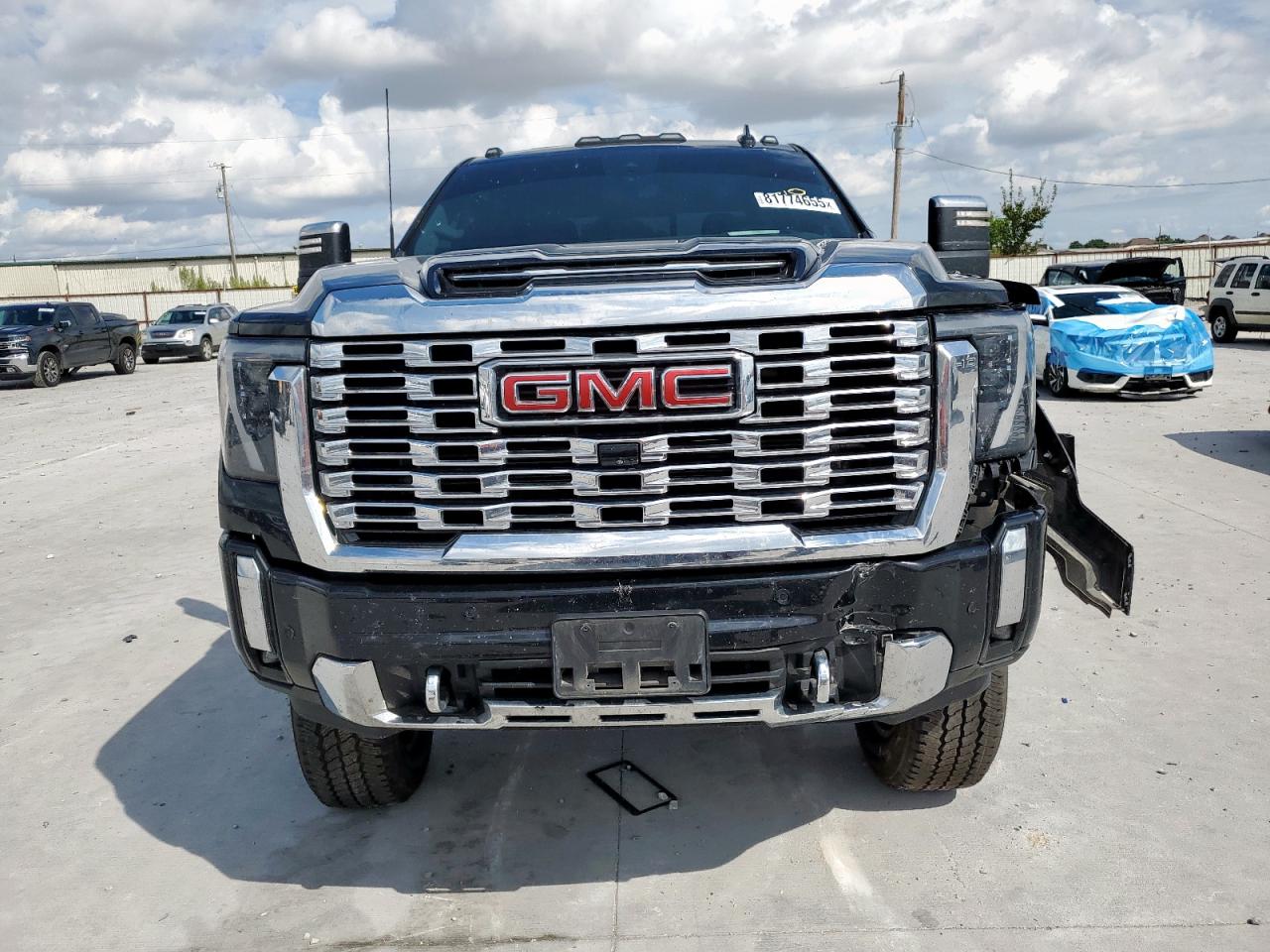 GMC SIERRA K2500 DENALI