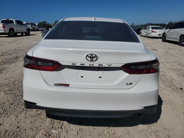 2021 TOYOTA CAMRY LE 4T1C11AK0MU558747