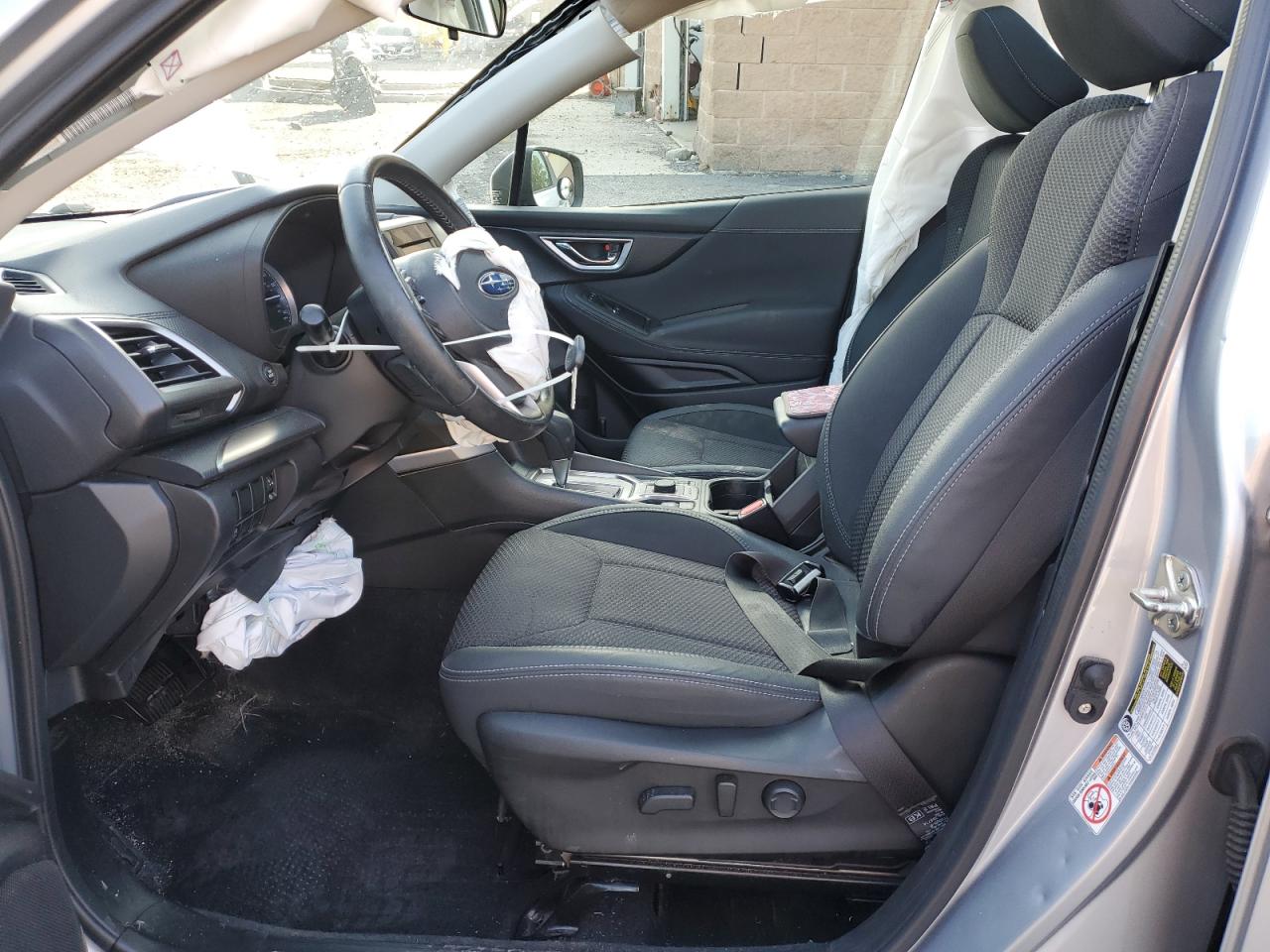 SUBARU FORESTER PREMIUM