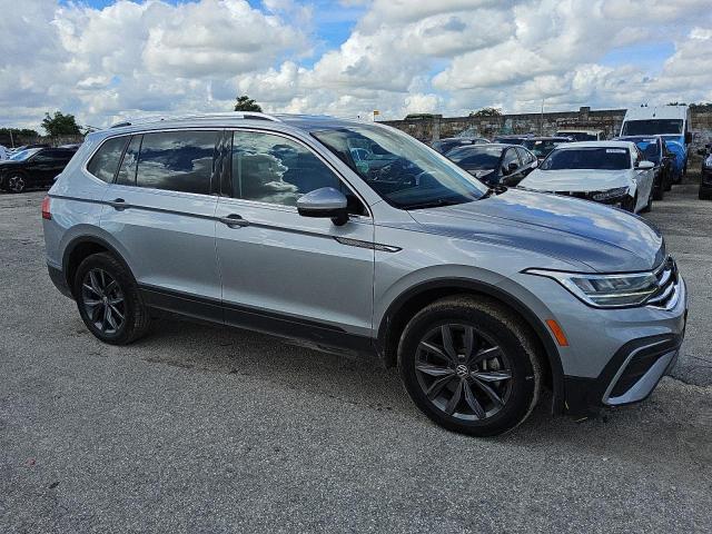2022 VOLKSWAGEN TIGUAN SE 3VV2B7AX1NM156027