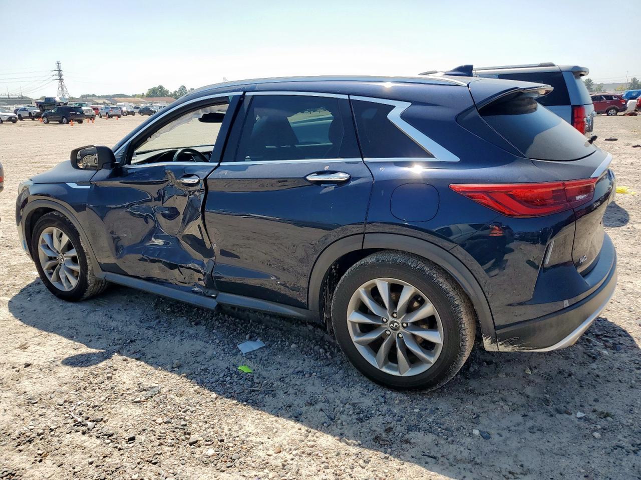 INFINITI QX50 ESSENTIAL