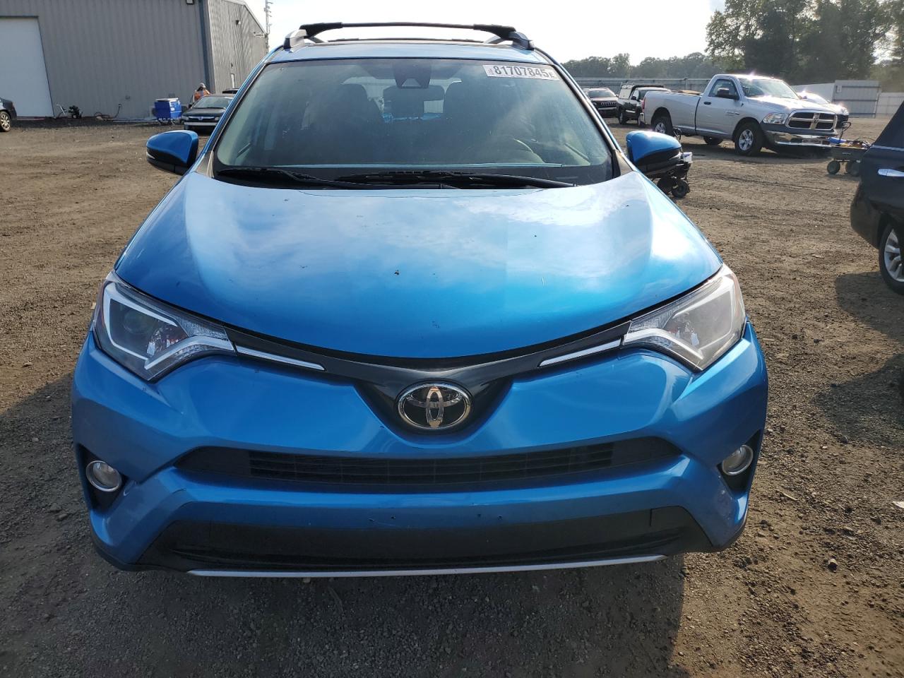 TOYOTA RAV4 XLE