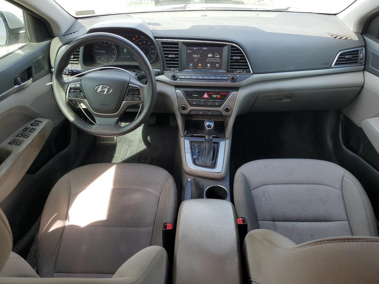 HYUNDAI ELANTRA SEL