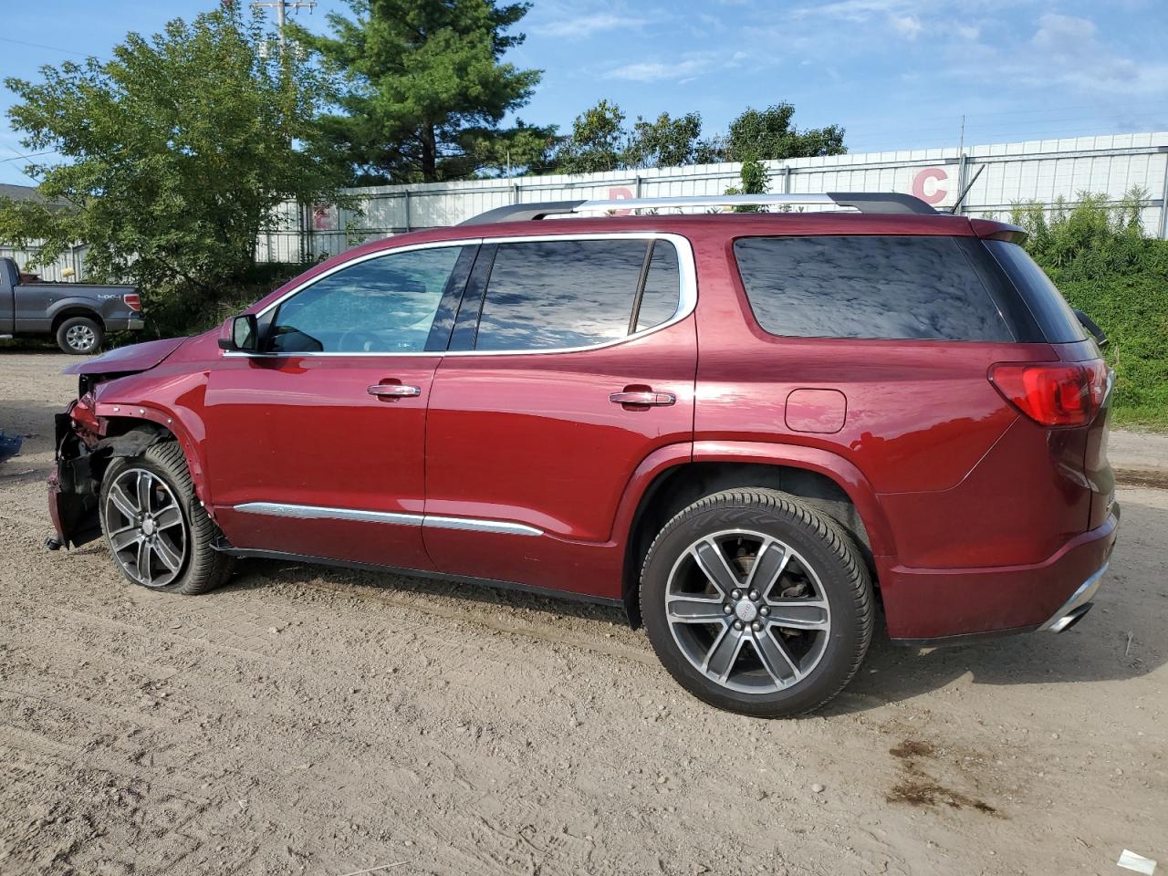 GMC ACADIA DENALI
