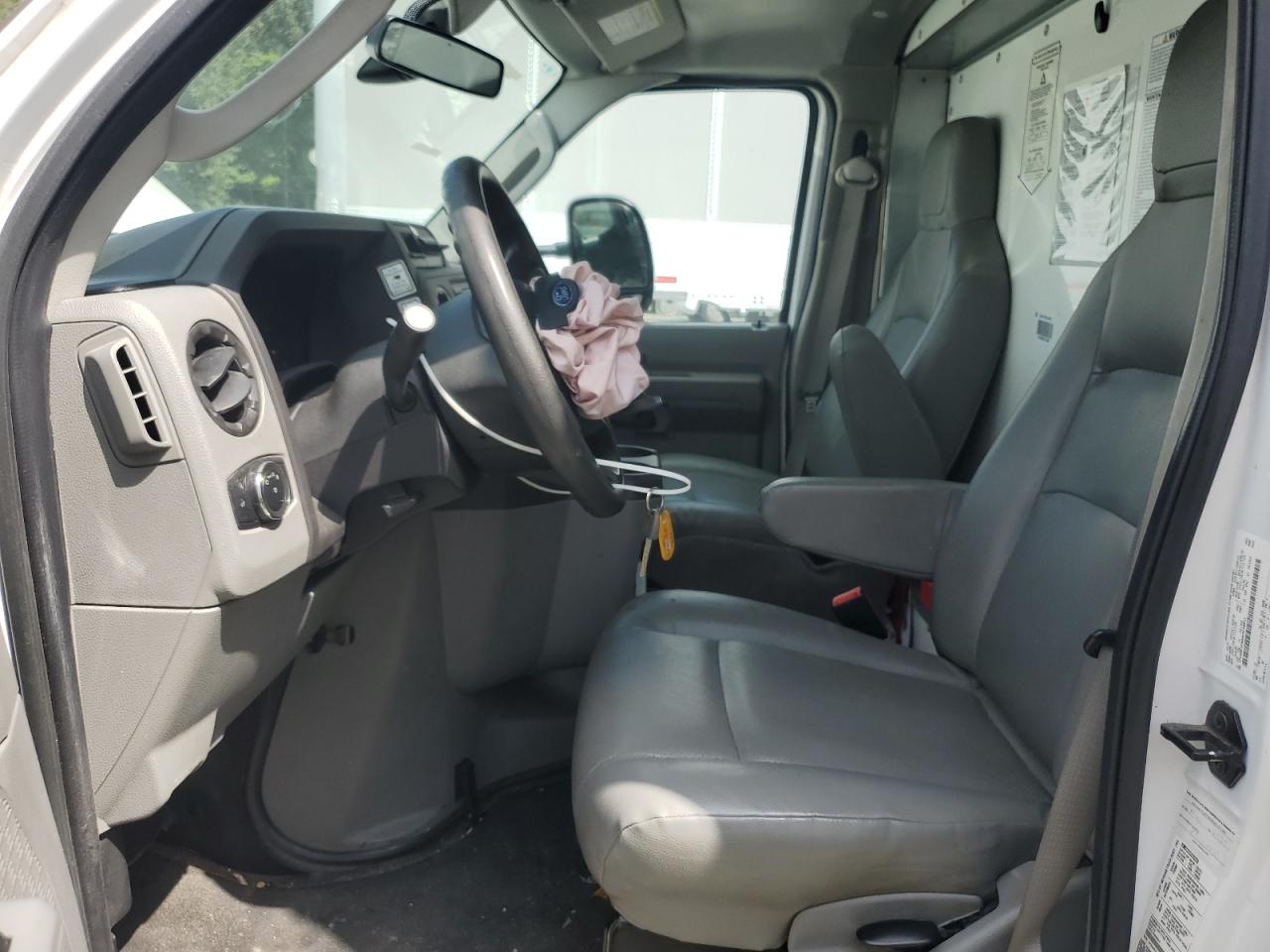 FORD ECONOLINE E350 SUPER DUTY CUTAWAY VAN