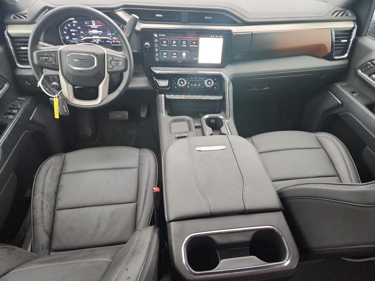 GMC SIERRA K3500 DENALI