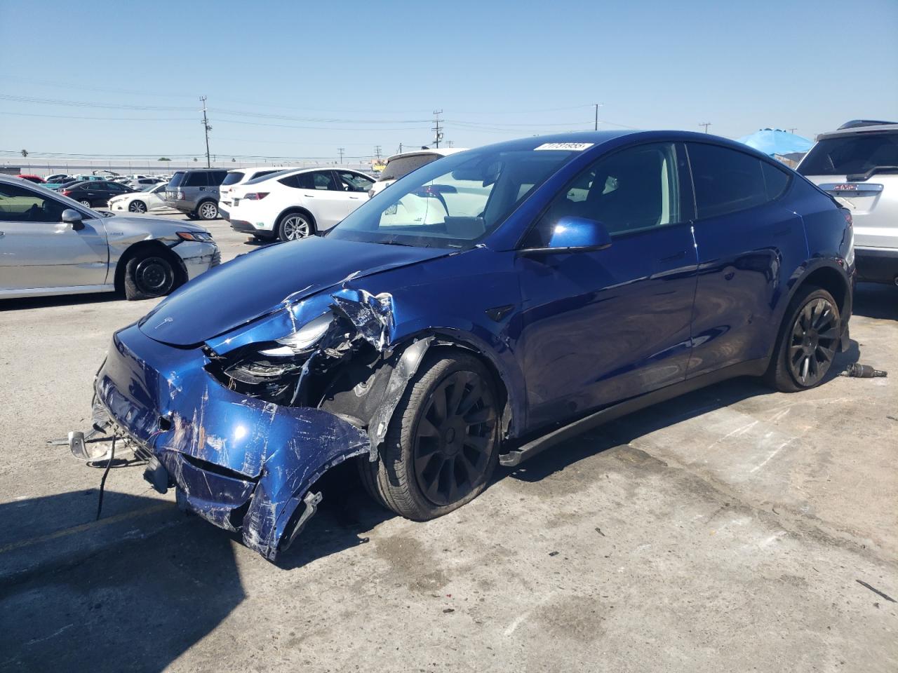 TESLA MODEL Y