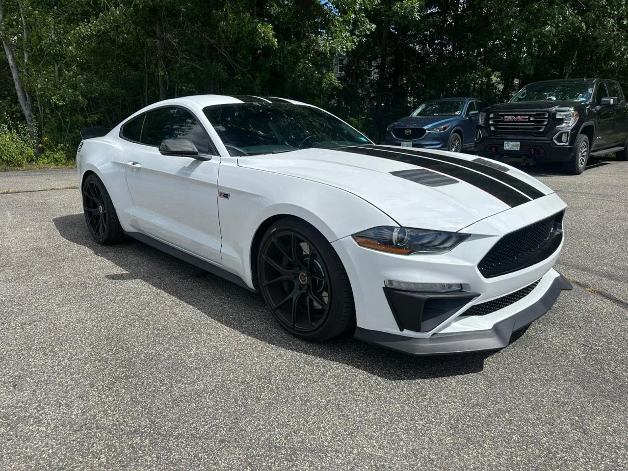 FORD MUSTANG GT