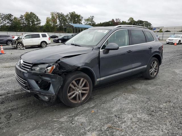 2015 VOLKSWAGEN TOUAREG V6 WVGEF9BP1FD003392