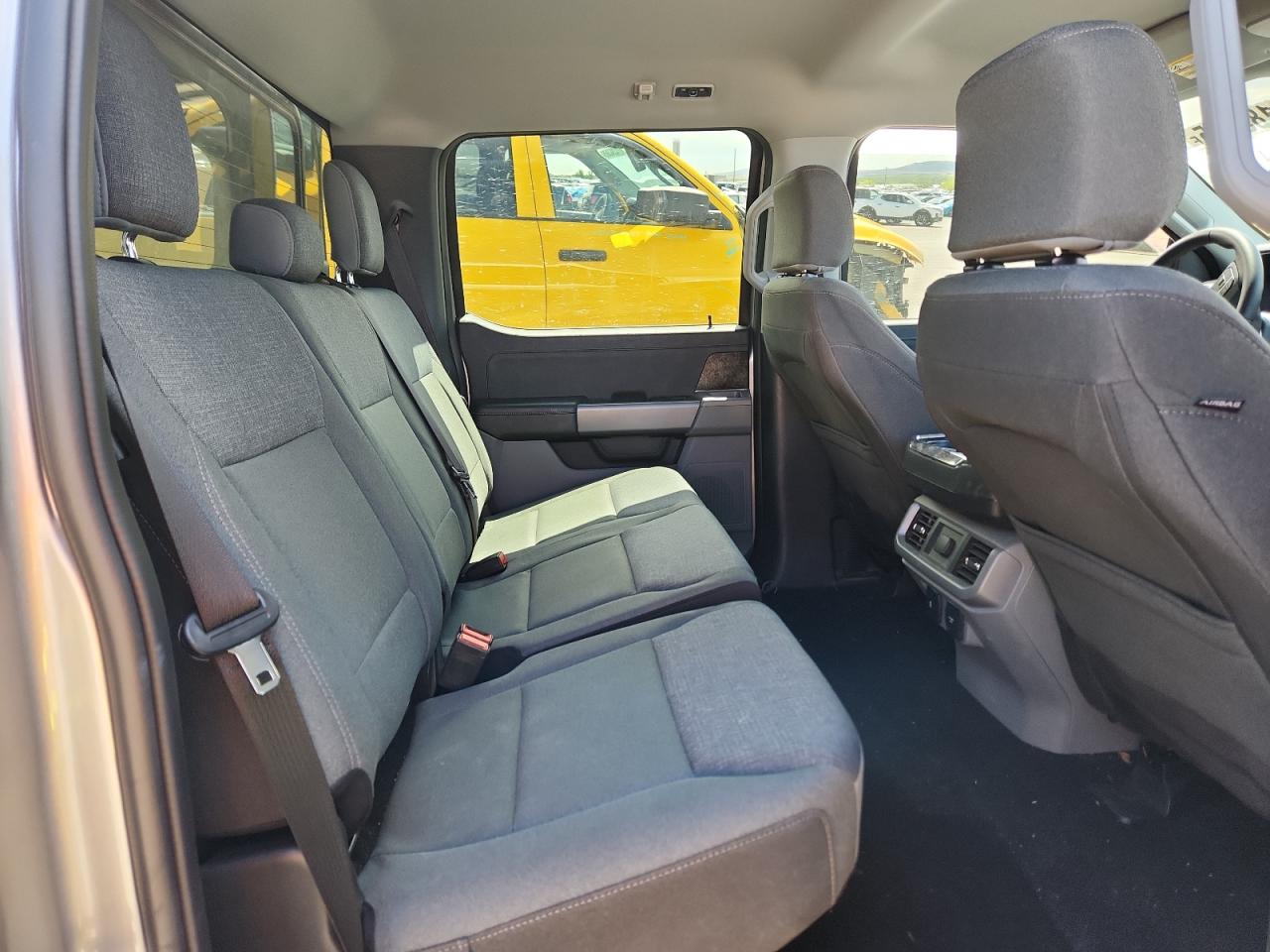 FORD F-150 LIGHTNING XLT