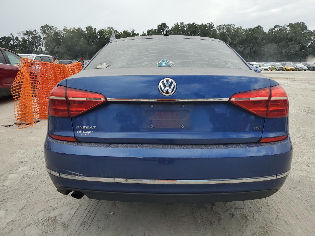 VOLKSWAGEN PASSAT S