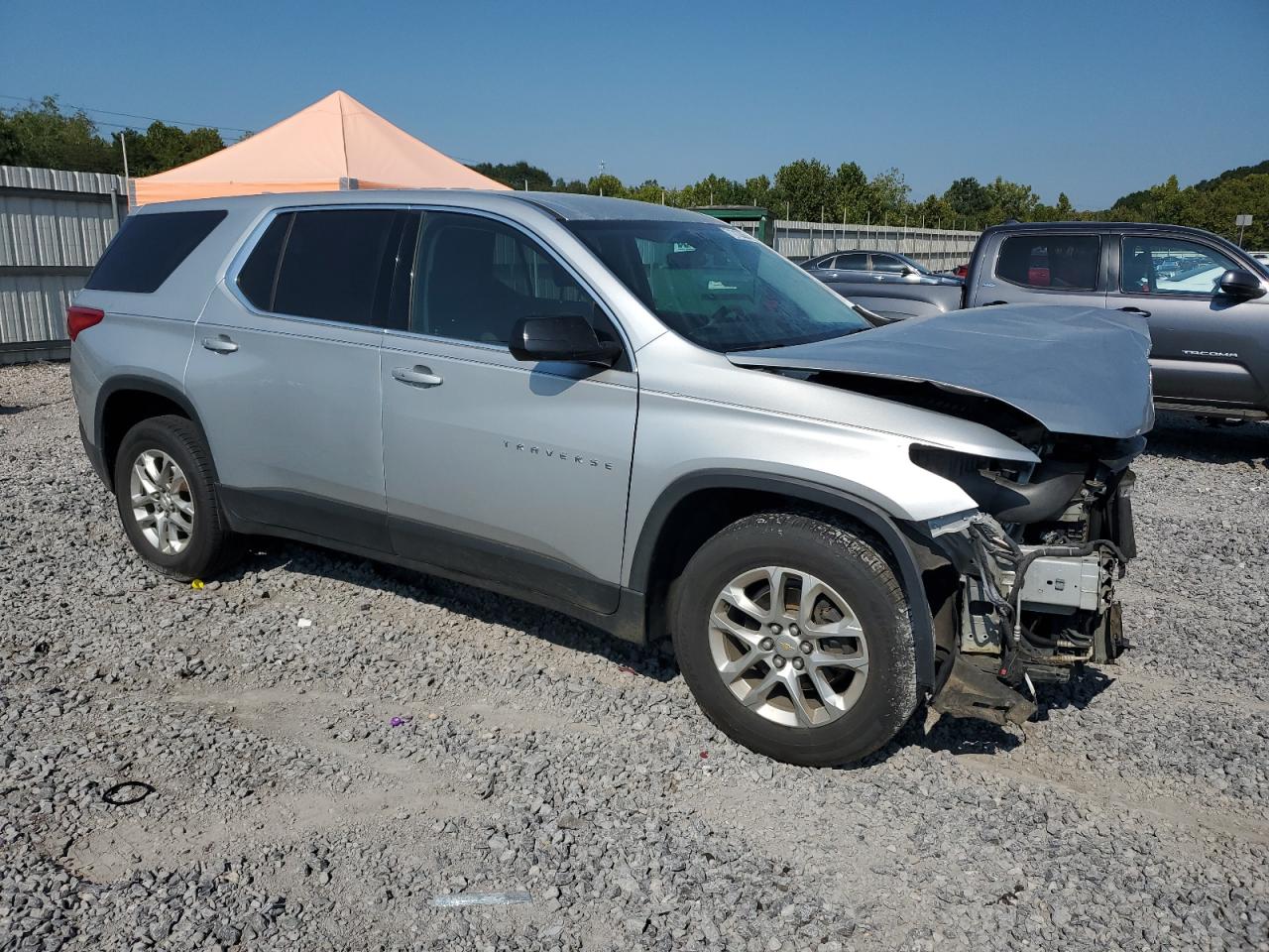 CHEVROLET TRAVERSE LS