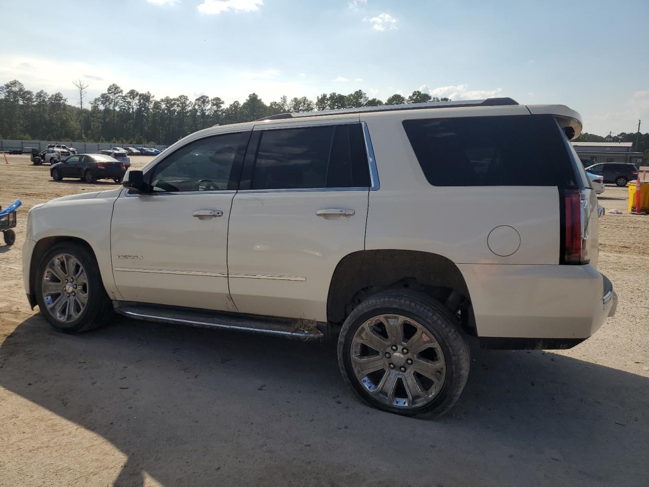 GMC YUKON DENALI