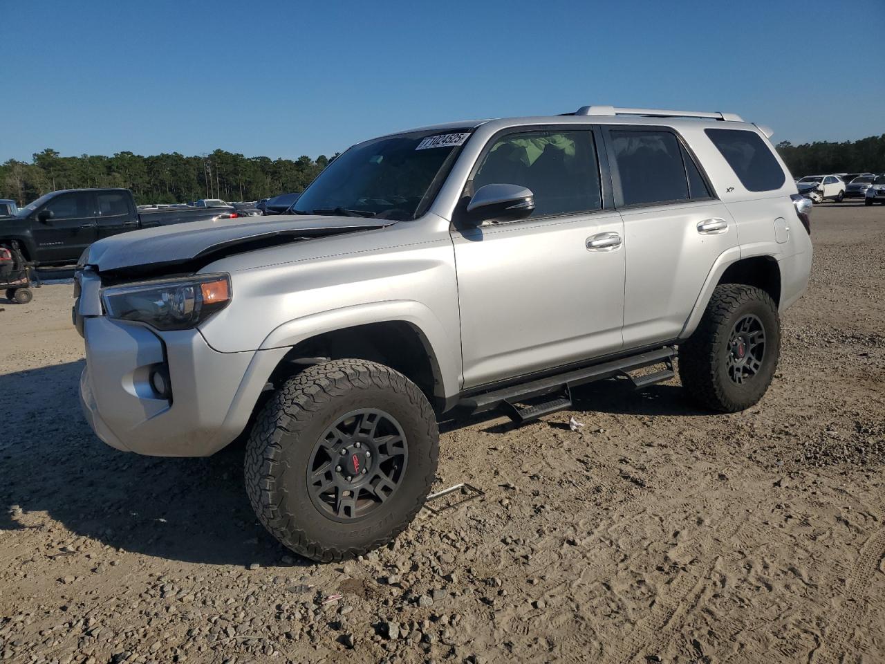 TOYOTA 4RUNNER SR5/SR5 PREMIUM
