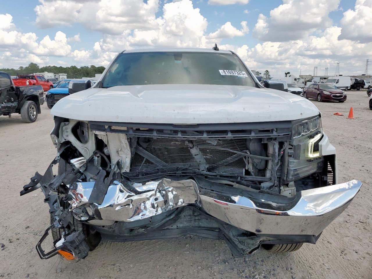 CHEVROLET SILVERADO C1500 LT