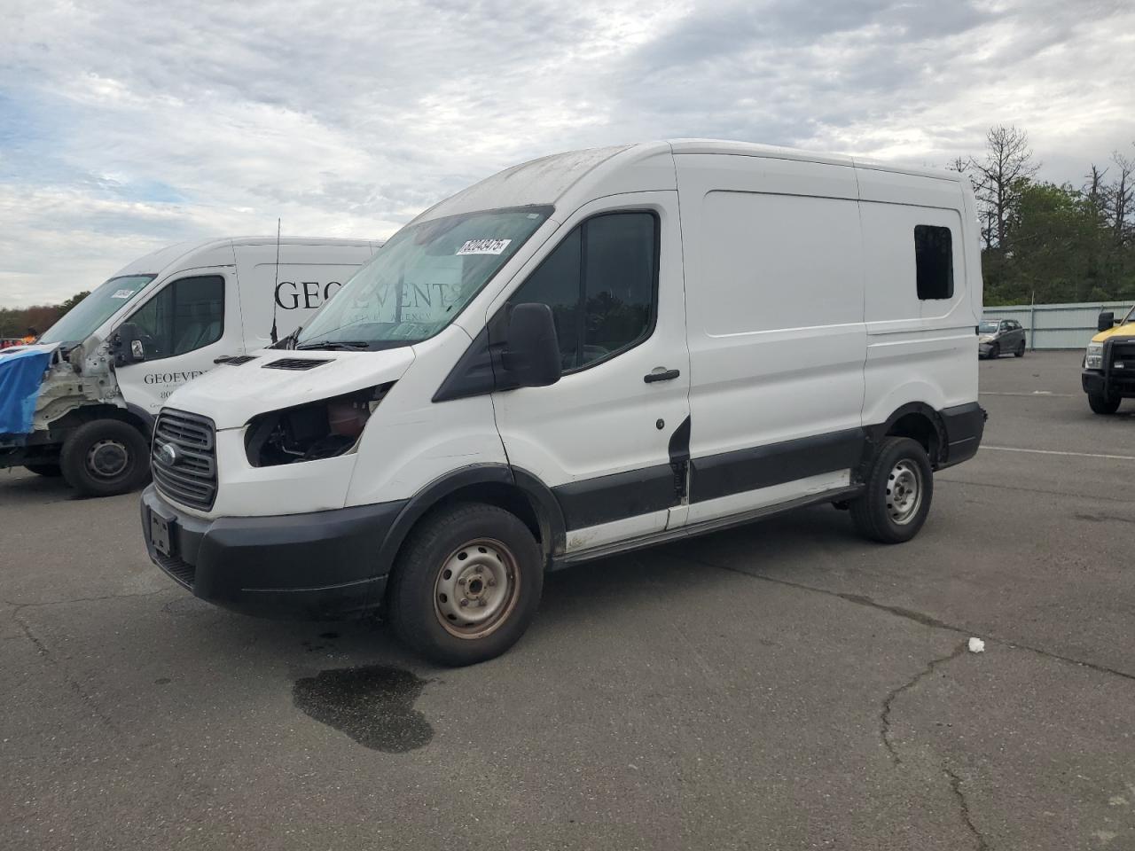 FORD TRANSIT T-250