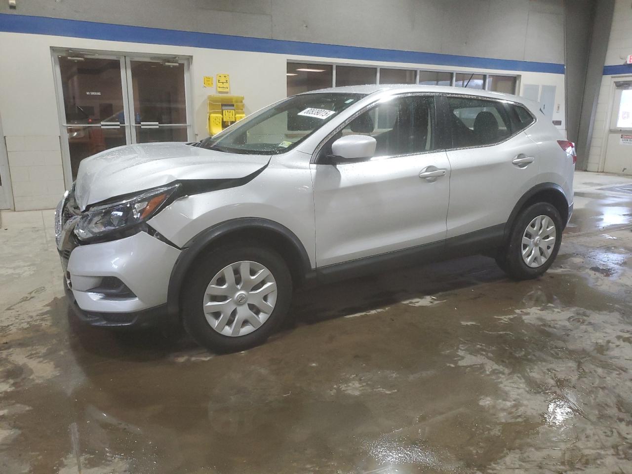 NISSAN ROGUE SPORT S