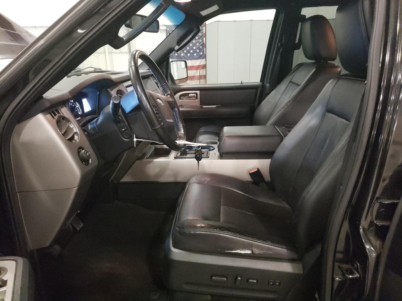 FORD EXPEDITION EL XLT