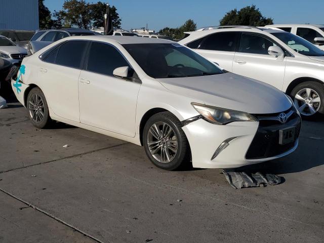 2016 TOYOTA CAMRY LE 4T1BF1FK0GU195571