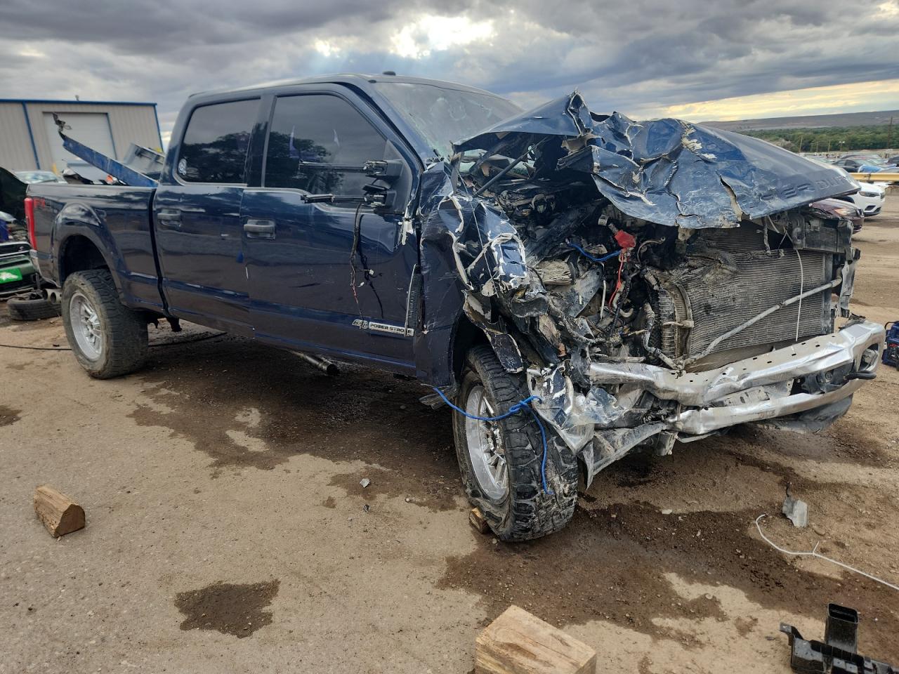 FORD F-250 SUPER DUTY