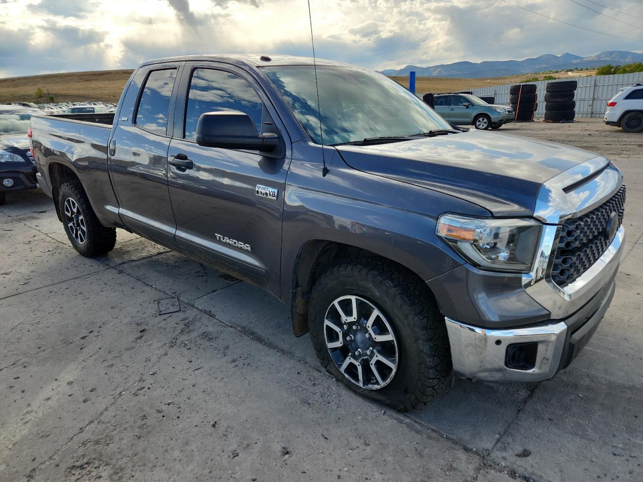 TOYOTA TUNDRA DOUBLE CAB SR