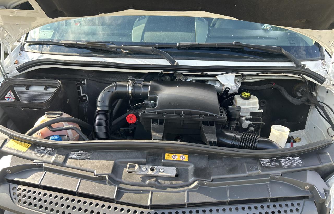 MERCEDES-BENZ SPRINTER 2500