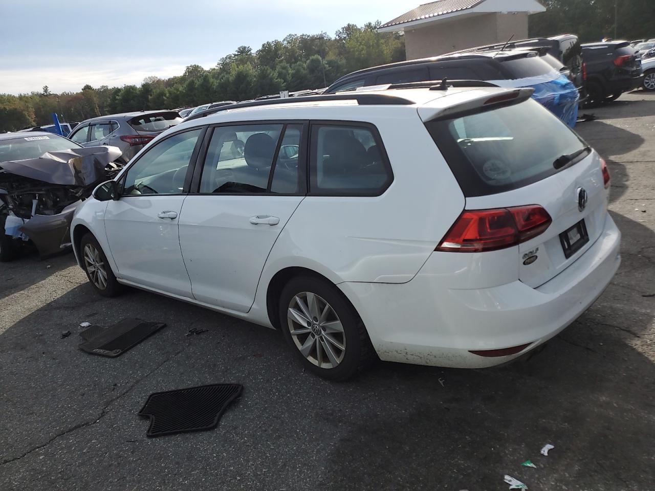 VOLKSWAGEN GOLF SPORTSVAN S